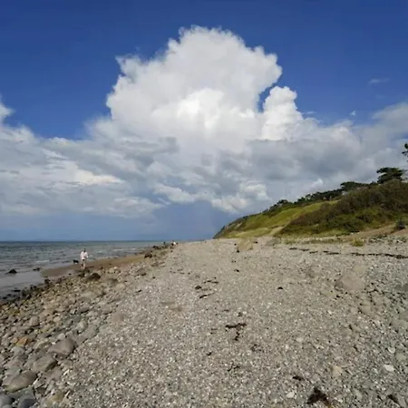 6 Person In Gilleleje-by Traum * Gilleleje