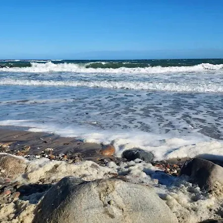6 Person In Gilleleje-by Traum * Gilleleje